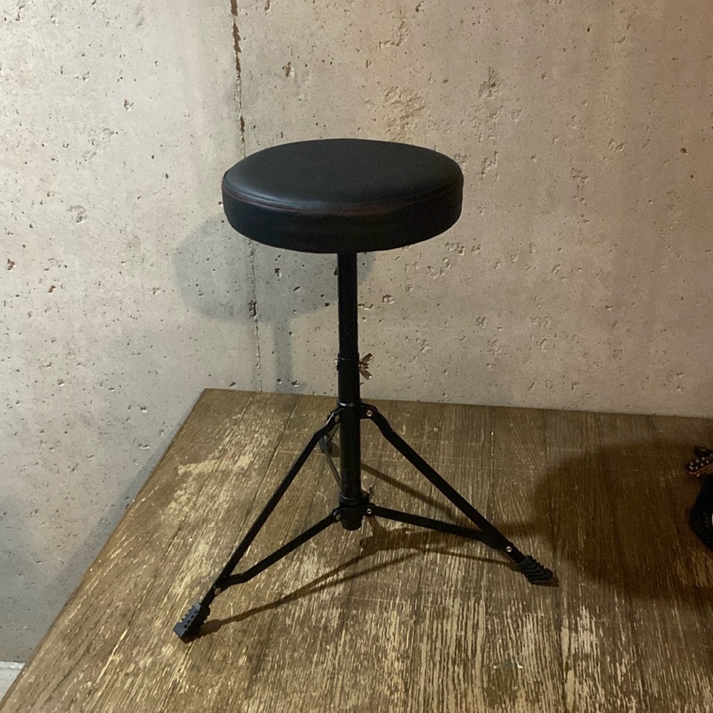 First Act drum stool